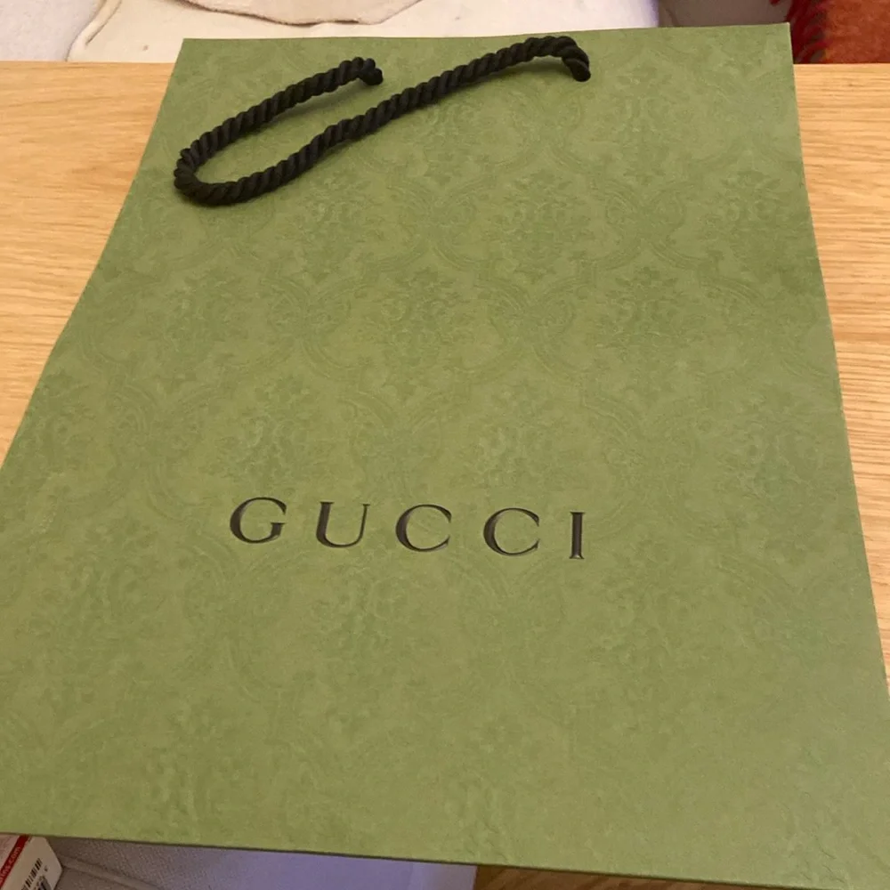 New GUCCI   shopping paper bag   Green 11,7x6,5x2,25